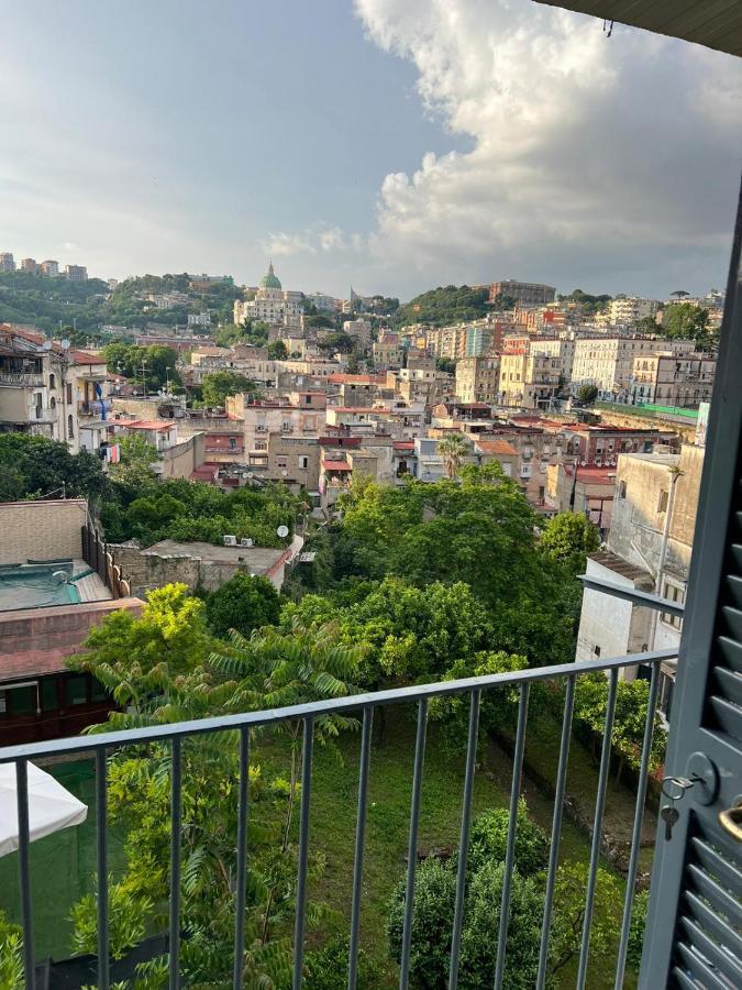 Casa Aurora Apartment Наполи Екстериор снимка