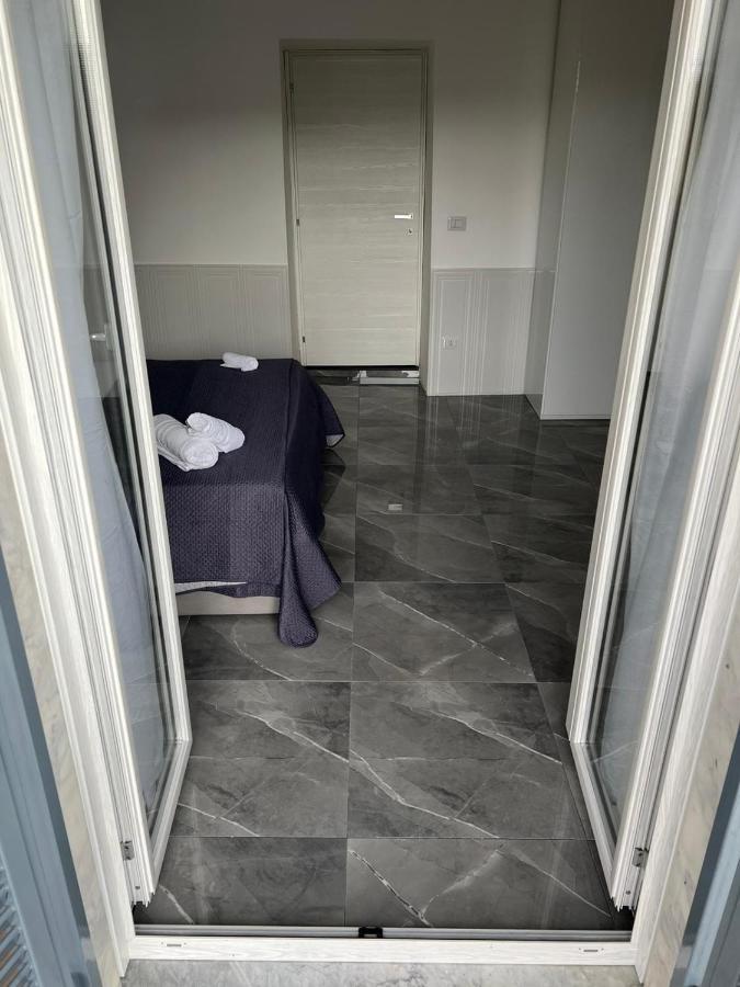 Casa Aurora Apartment Наполи Екстериор снимка